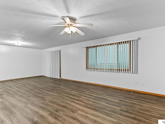 5th image of 7240 Dorchester Ct