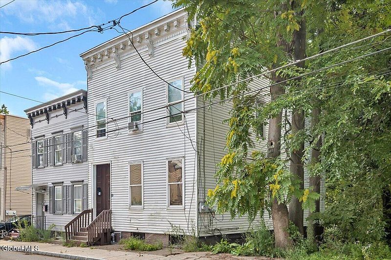 2nd image of 44 Osborne Street