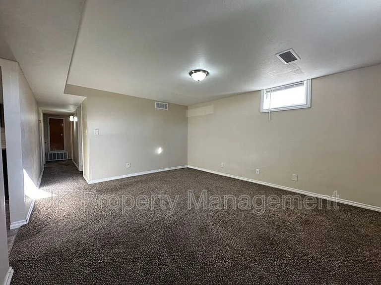 1725 15th Ave S #B — Photo 10