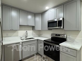 4445-5 Riverside Blvd, Sacramento, CA 95822