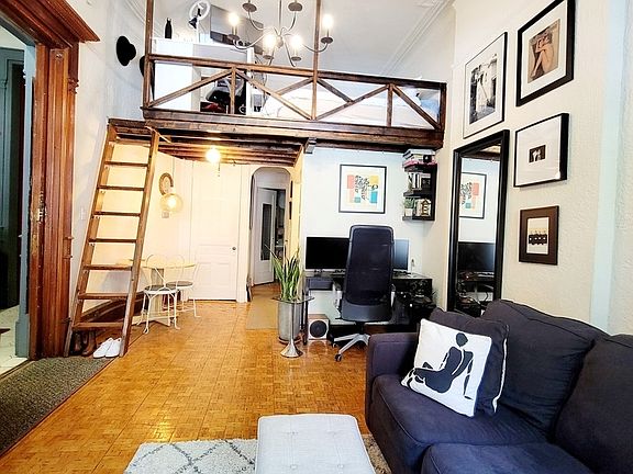 3rd image of 124 W 74th St #1F