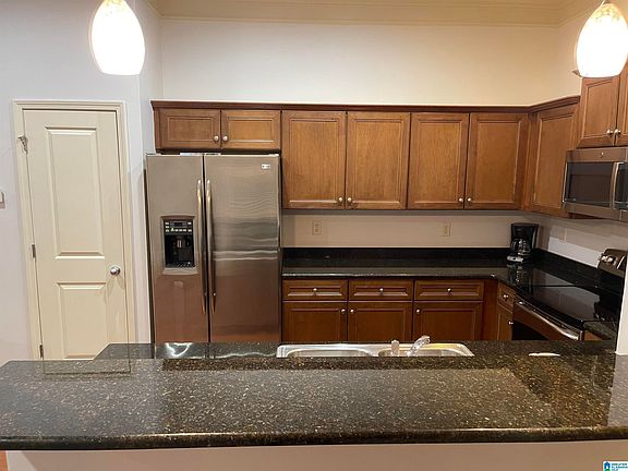 5th image of 2201 Grand Ave APT 201