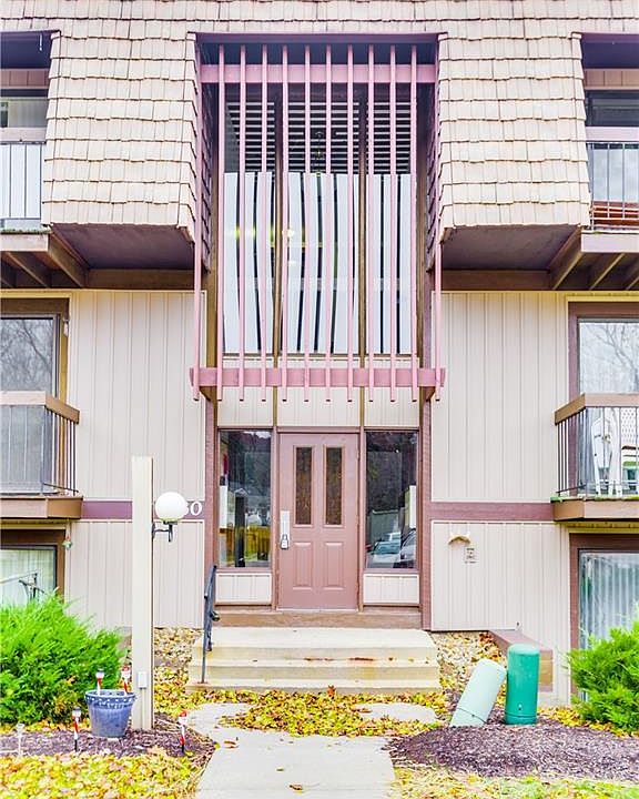 1st image of 9530 Cove Dr Unit C31