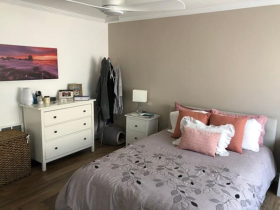 3rd image of 8509 Villa La Jolla Dr APT D