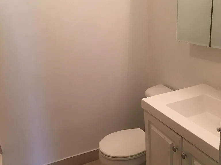 21670 Tulane Ave — Photo 1