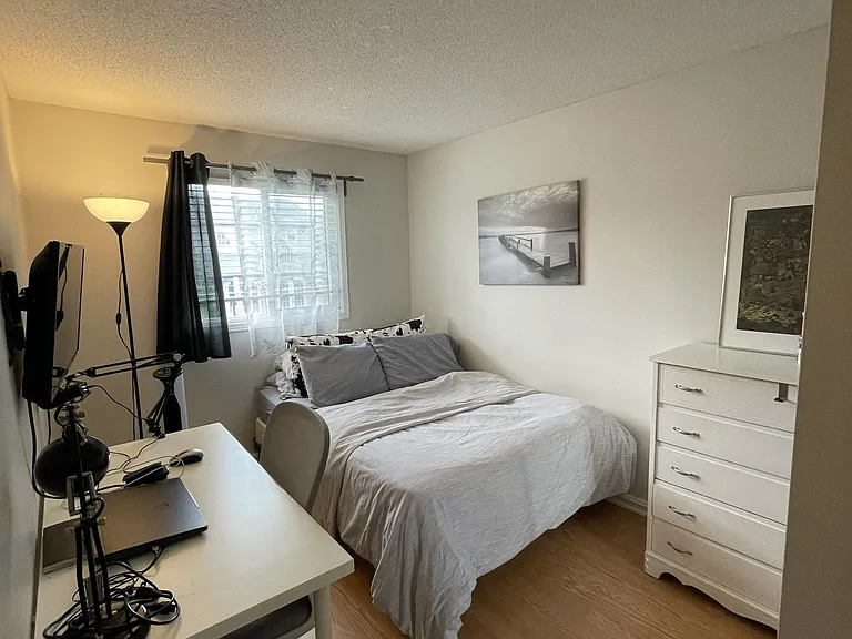 2140 Clipper Cres — Photo 13