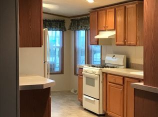 262 Christopher Stone Dr, Capac, MI