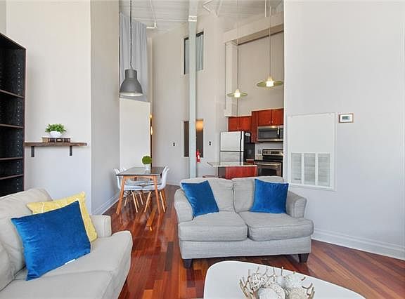 4th image of 920 Poeyfarre St APT 430