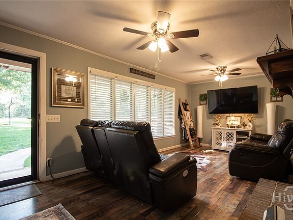 5th image of 2150 Beaverdam Road