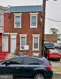 2nd image of 4615 N Front St