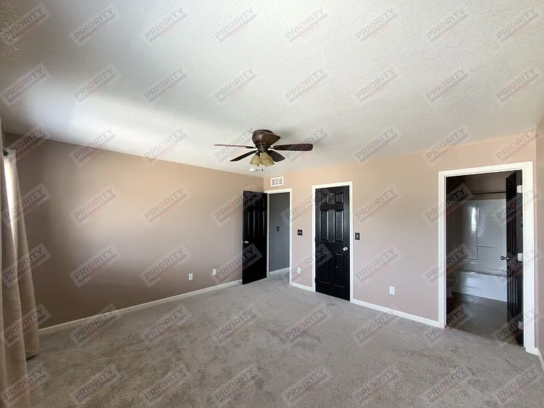3301 Quacker Ave — Photo 19