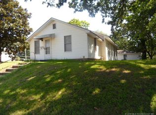 925 N Cleveland Ave W, Sand Springs, OK 74063