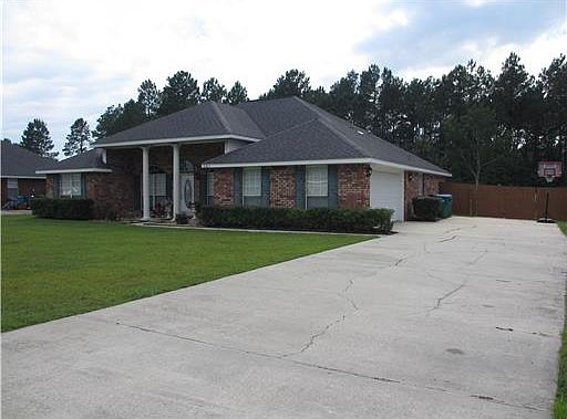 2nd image of 10300 Lake Forest Dr