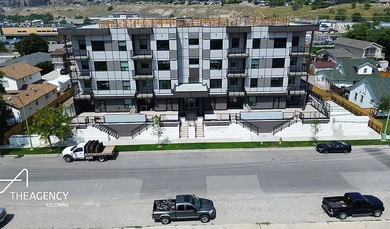 1036 Coronation Ave #408 — Photo 24