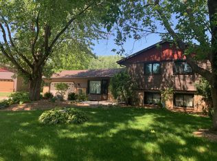 21410 Circle Ln, Hamel, MN 55340