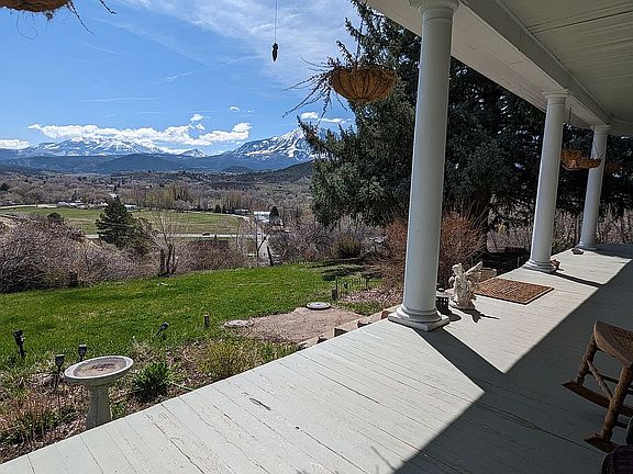 4th image of 39778 Pitkin Rd