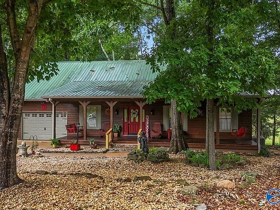 3rd image of 1304 Cardessa Ln