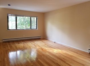 130 Columbus Pl #1, Stamford, CT 06907