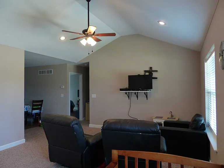 188 Ridgeview Dr — Photo 7