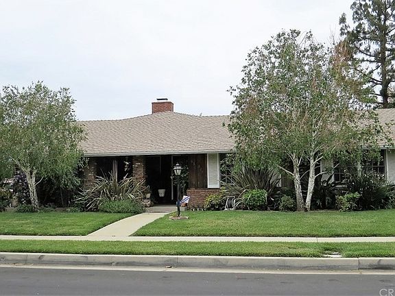 2nd image of 6551 Bianca Ave