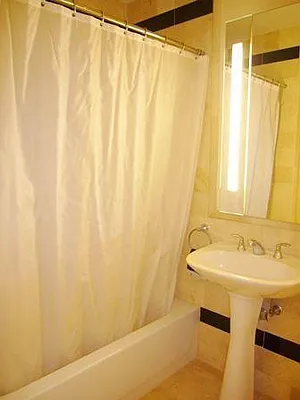 Rented by Keller Williams NYC | media 24