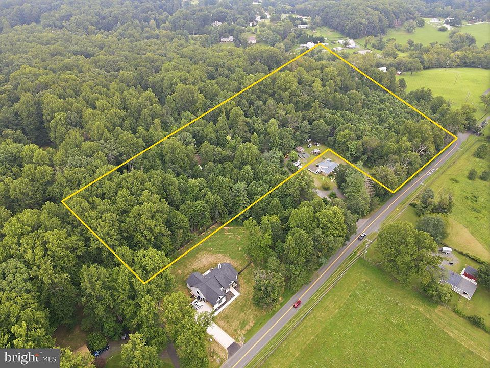 1st image of 16208 Waterfall Rd