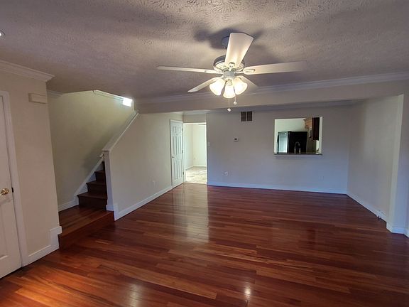 Bay Window Living Room With Cherry Floor