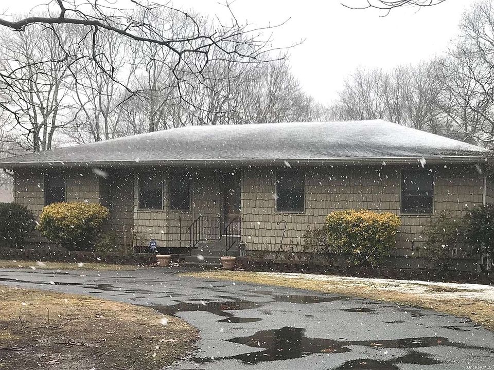 1st image of 161 Mastic Beach Rd