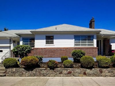 931 SE Bush St, Portland, OR, 97202