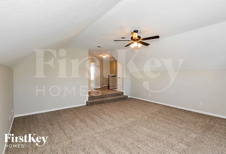 3713 Jolene Ct — Photo 10