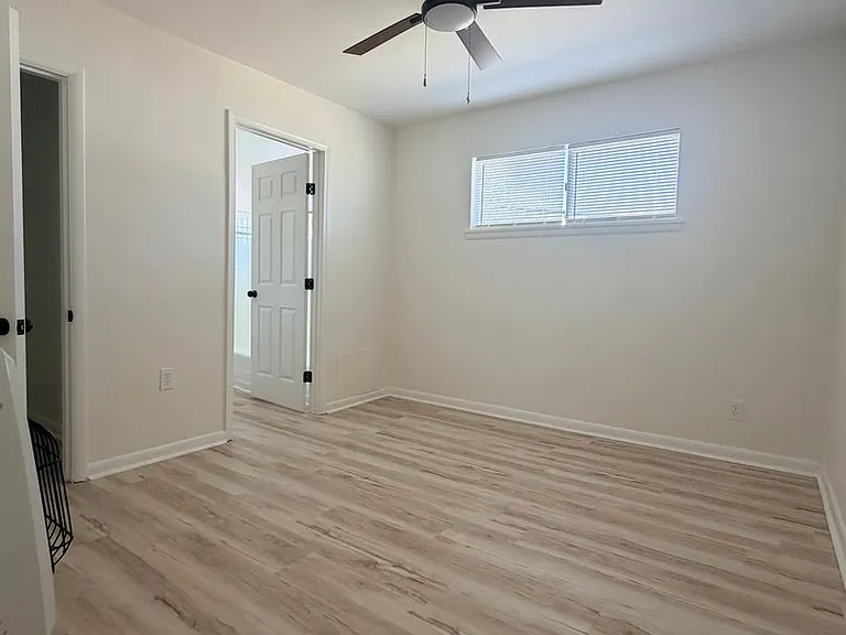 North Fillmore Apartments — Photo 14