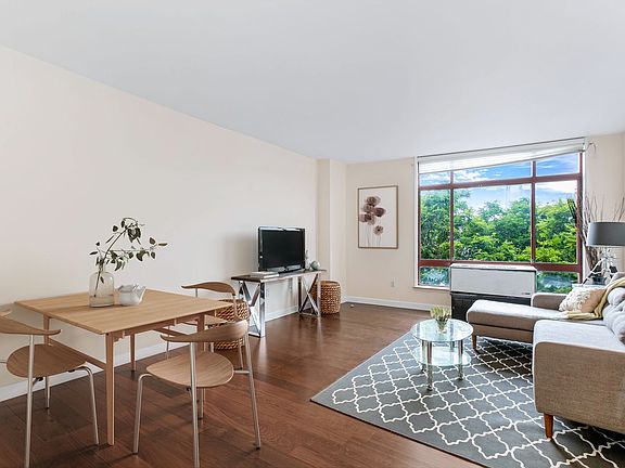 2nd image of 350 Albany St APT 6A
