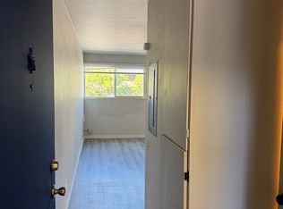 219 Queen Anne Ave N #203, Seattle, WA 98119