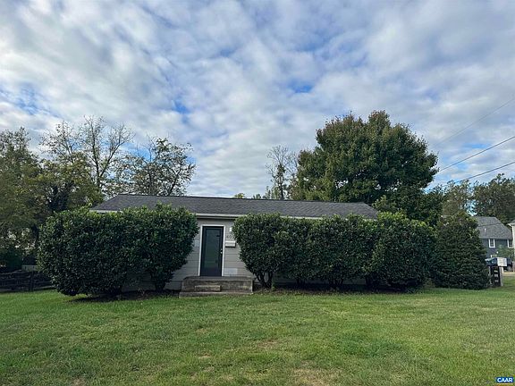 2nd image of 402 Harris Rd