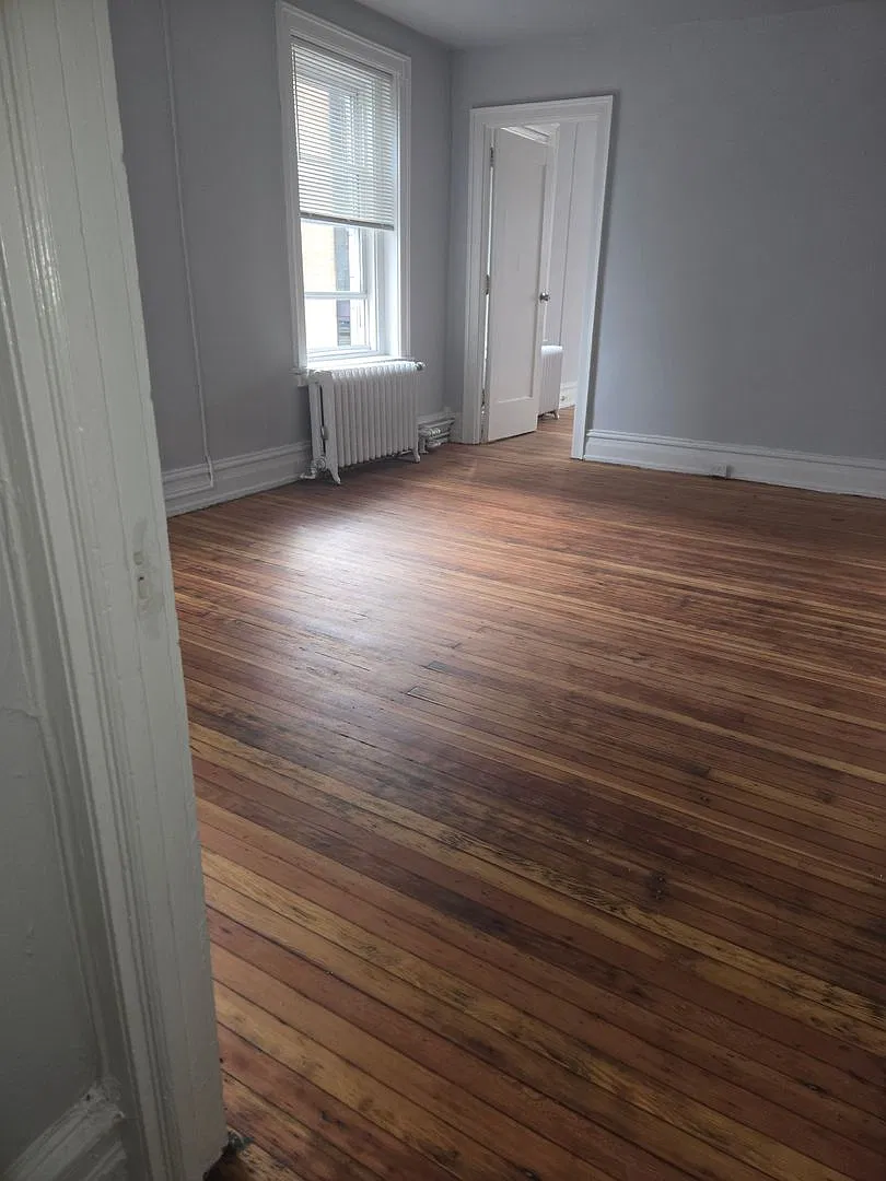 1 and 2 bedroom apartments — Photo 2