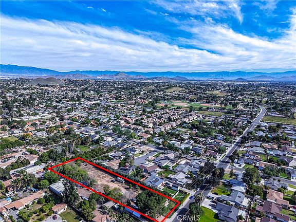 4th image of 11257 Norwood Ave