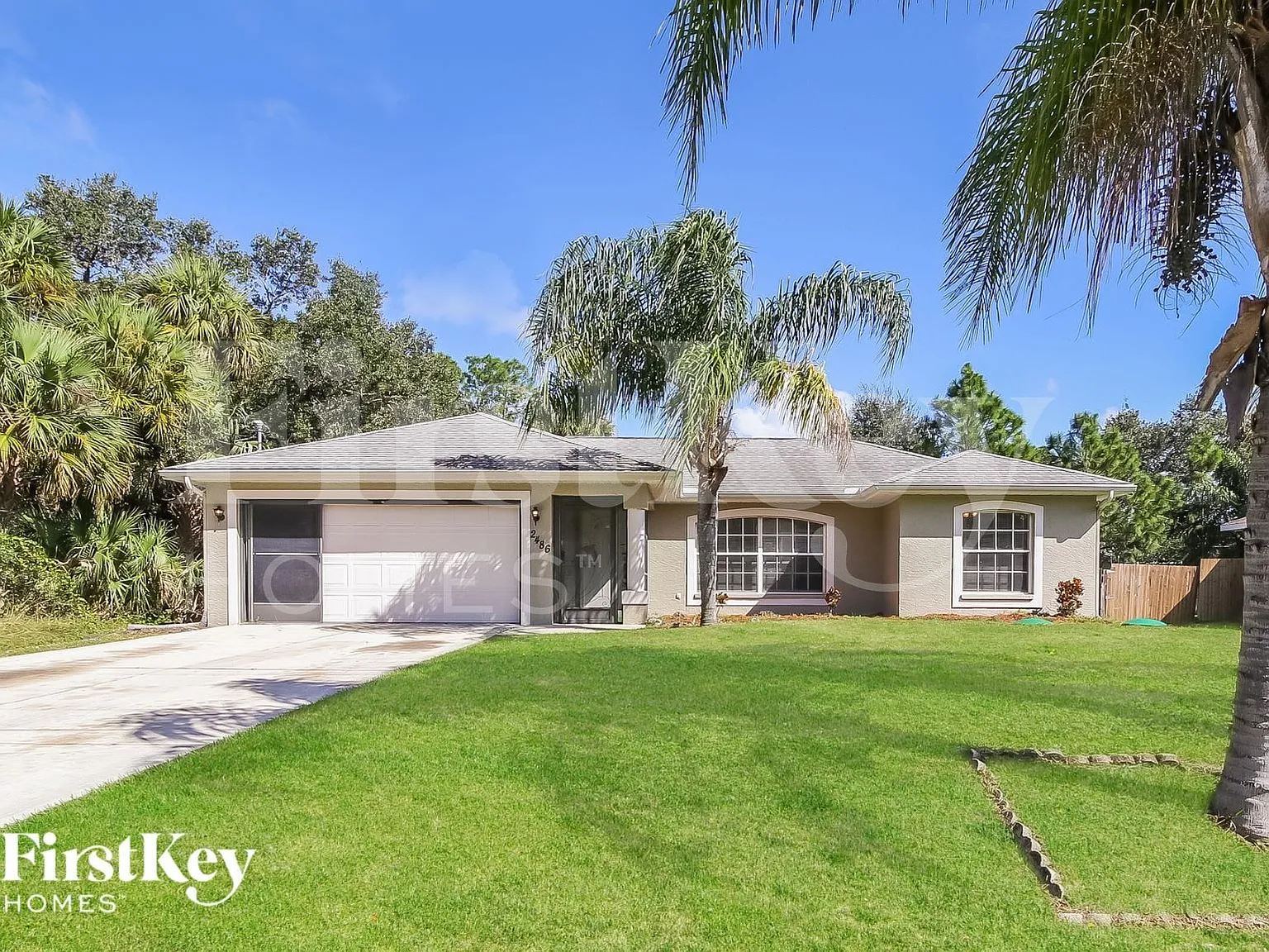 3 bed, 2.0 bath, 1189 sqft, $1,960 — Photo 1