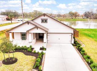 201 Bryan Way, Angleton, TX 77515