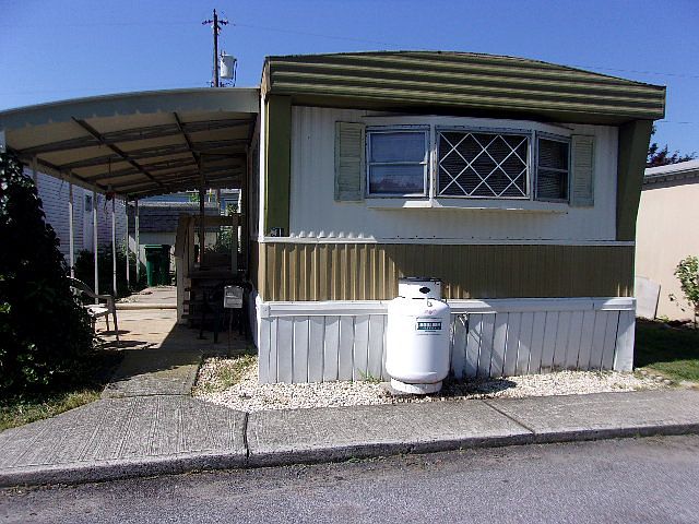1st image of 31 2nd Ave