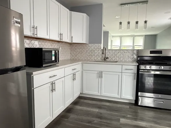 1240 S Wenonah Ave #2, Berwyn, IL 60402