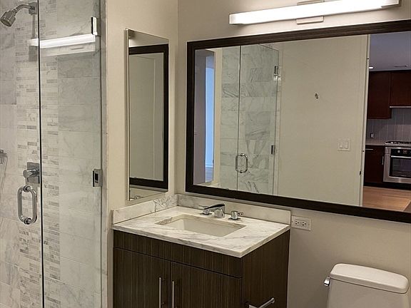 5th image of 580 Washington St #604