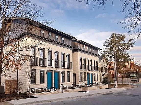 1st image of 117 N School Ave