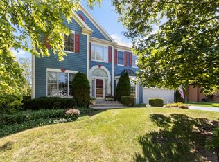 447 Smythe Dr, Williams Bay, WI