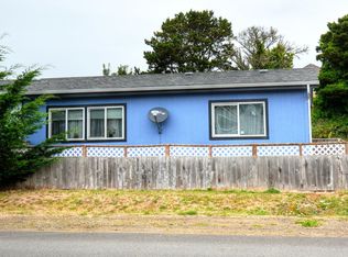 825 NE Broadway, Waldport, OR 97394