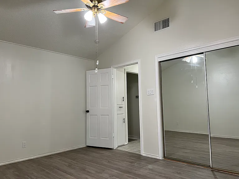 6419 Honey Hl — Photo 5
