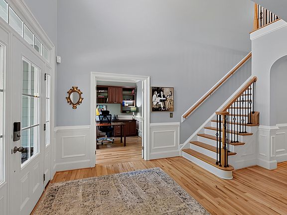 3rd image of 8923 Scotch Castle Dr