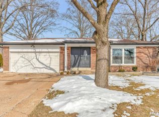 4603 Mattis Rd, Saint Louis, MO 63128