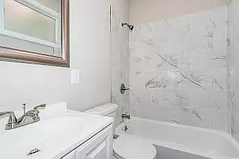 256 Greene St #D — Photo 5