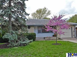 377 S 55th St, Lincoln, NE 68510