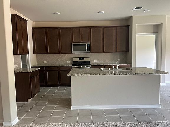 2nd image of 3329 Cross Shore Dr